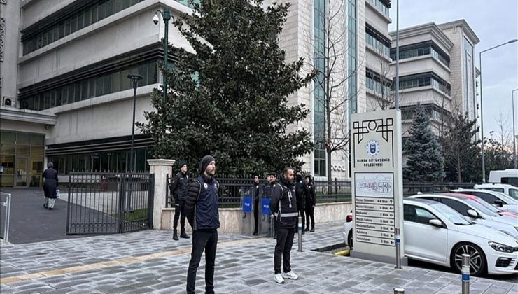 Bursa’da rüşvet operasyonunun perde arkası ortaya çıktı: Pasta kutusunda döviz detayı!