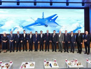 NATO Parlamenter Zirvesi’ne katılan meclis başkanları Baykar Milli Teknoloji Merkezi’ni ziyaret etti