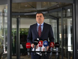 CHP Grup Başkanı Özel, partisinin bazı milletvekilleriyle bir araya geldi