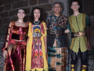 Anadolu Ateşi’nin Troya Gösterisinde Aile Buluşması