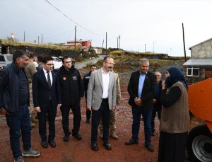 Ardahan Valisi Çıldır’da Hasar İncelemelerinde Bulundu