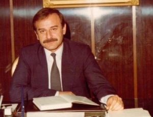 Eski CHP Genel Başkan Vekili Cevdet Selvi, hayatını kaybetti