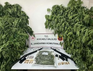 Kartepe’de Uyuşturucu Operasyonu: 2 Tutuklama