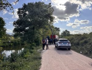 Kocaeli’de su kanalına düşen otomobilin sürücüsü hayatını kaybetti