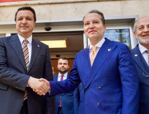 Muhalefette yeni ittifak trafiği: Fatih Erbakan, Mahmut Arıkan’ı ziyaret etti