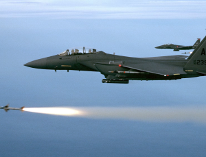 NYT: F-15E’yi İran İHA’larla tespit etti