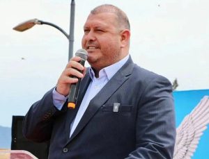 Sevgilisi ile müstehcen mesajları ortaya çıkan İlkay Çiçek CHP’den istifa etti