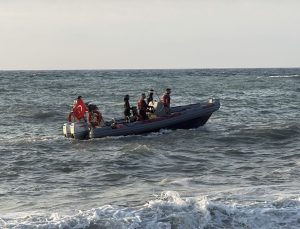 Zonguldak’ta Denizde Kaybolan 16 Yaşındaki Çocuk İçin Arama Çalışmaları Sürüyor