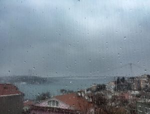 AKOM, Marmara’da pazar akşamından itibaren kuvvetli sağanak uyarısı yaptı