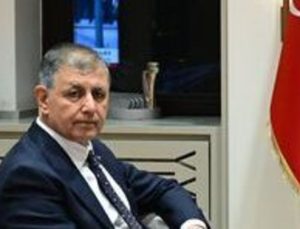 Bakan Uraloğlu, İzmir Büyükşehir Belediye Başkanı Tugay’ı kabul etti