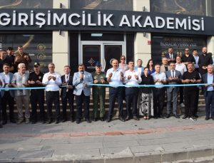 Batman’da “Girişimcilik Akademisi” açıldı