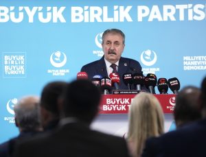 BBP Genel Başkanı Destici fon soruşturmasında yetim hakkının gözetilmesini vurguladı