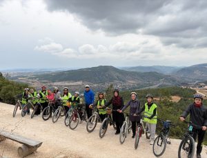 Bisiklet Federasyonu işbirliğiyle sağlıklı gelecek için 6 kilometre pedal çevrildi