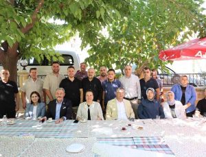 Buldan’da AK Parti’ye 15 Yeni Katılım, Üzüm Üreticisinin Sorunu Bakana İletildi