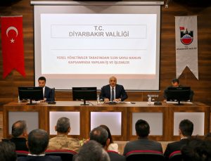 Diyarbakır’da sahipsiz hayvan toplantısında belediyelere 31 Ekim’e kadar süre verildi