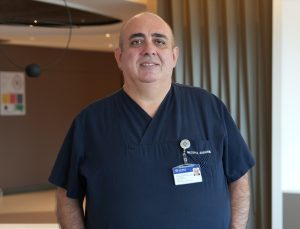 Doç. Dr. Bayrak, okul ve sınavda çocuklarda mide ağrısının artabileceğini söyledi