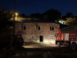 Elazığ’da evlerinde yangın çıkan çift hayatını kaybetti