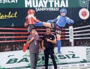 Elazığlı Muaythai Sporcusu Ömer Asaf Hoşdağ Türkiye Üçüncüsü