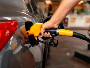 Eşel mobil 1 Ekim’de sona eriyor! Benzinde 12 lira 48 kuruşa kadar artış gündemde
