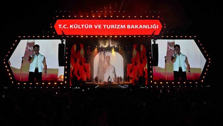 Gökhan Türkmen Çanakkale’de Sahne Aldı