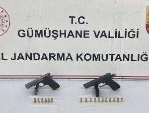Gümüşhane’de 2 ruhsatsız tabanca ele geçirildi