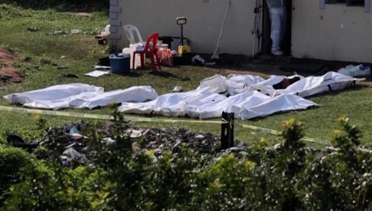 Güney Afrika’da bara kanlı baskın! 17 kişi hayatını kaybetti