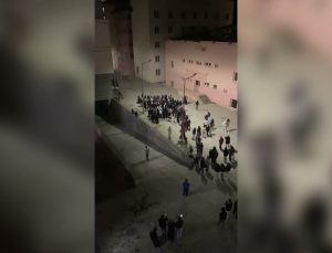 Hakkari’de Afife Kız Öğrenci Yurdu’nda öğrenciler su kesintilerini protesto etti