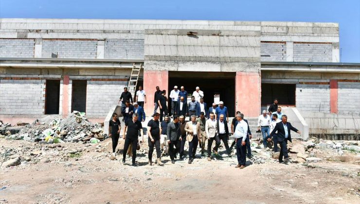 İdil’e yarı olimpik yüzme havuzu müjdesi