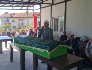 Kalp krizi sonucu ölen 12 yaşındaki Muhammet Ali Akpürçek Çaycuma’da defnedildi