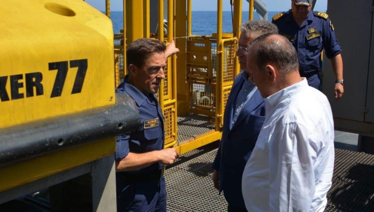 KKTC Başbakanı Üstel, TCG Alemdar’da Arama-Kurtarma Çalışmalarını Yerinde İnceledi