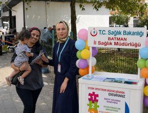 Kozluk’ta Çocuk Gelişimi ve Otizm Farkındalığı İçin Bilgilendirme Standı