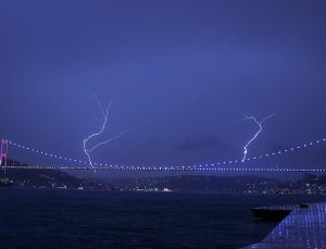 Meteoroloji’den İstanbul ve Marmara için sel uyarısı! Yarın akşamdan itibaren kuvvetli yağış bekleniyor
