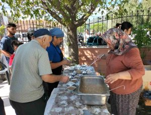 Muğla Köyceğiz Toparlar’da 26’ncı geleneksel aşure etkinliği yoğun katılımla yapıldı