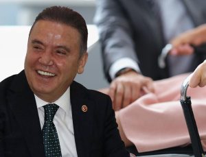 Muhittin Böcek’le ilgili gündemi sarsan ifade: “Keşke 16 yaşında olsan” diyordu