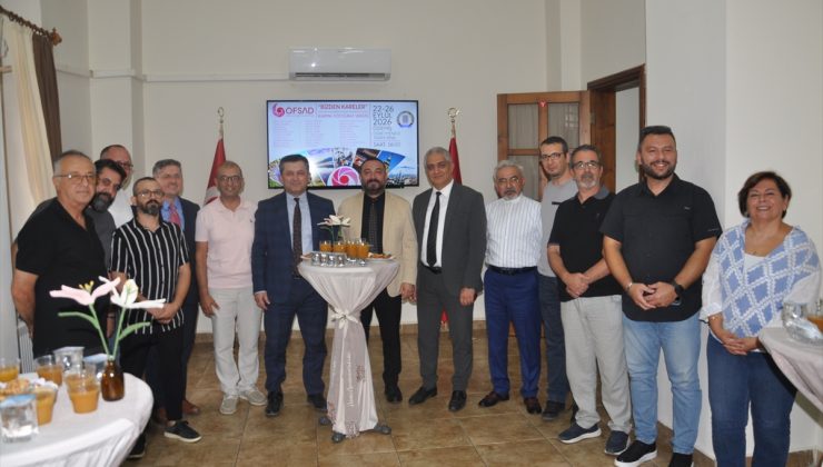 Ödemiş’te ‘Bizden Kareler’ sergisi 30 fotoğrafla ziyarete açıldı