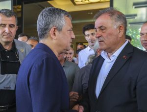 Özgür Özel, İBB Başkan Vekili Nuri Aslan’a Taziye Ziyaretinde Bulundu