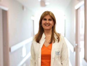 Prof. Dr. Ferah Ece, üç haftayı geçen öksürüğün ihmal edilmemesi uyarısında bulundu