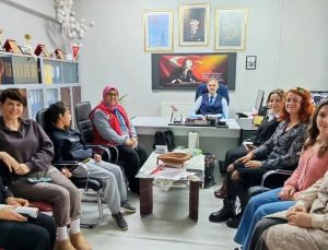 Sinop Erfelek’te özel eğitim sınıfı için Mutlu Çarşamba toplantısı yapıldı