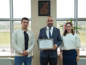 Sırbistan’daki Djuka Dinic İzci Kulübü, Rektör Akkaya’ya teşekkür belgesi takdim etti