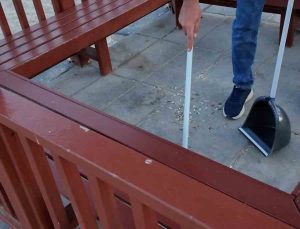 Tekirdağ Süleymanpaşa’da zabıta, çevreyi kirletenleri tespit edip çöpünü temizletti