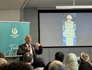 Türk hat sanatı projesinin ikinci programı Berlin Yunus Emre Enstitüsü’nde yapıldı