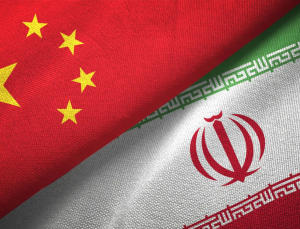 WSJ, Trump-Xi zirvesi öncesi Çin’in İran’a füze bileşeni sevk ettiğini öne sürdü