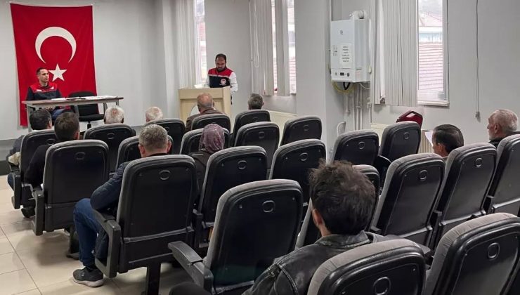 Yığılca’da kanatlı yetiştiricilerine Tarım Bakanlığı yönetmelikleri anlatıldı