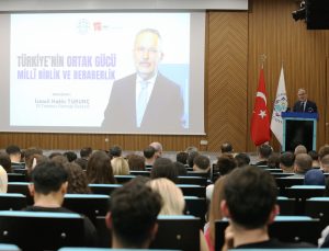 15 Temmuz Derneği Başkanı Turunç, ALKÜ’de konuştu: