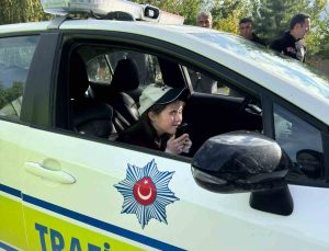 Ağrı Diyadin’de polisler, özel öğrencileri ziyaret edip güvenlik kontrolü yaptı