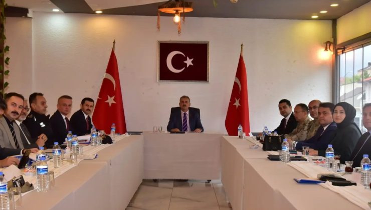 Ağrı’da güvenlik tedbirleri Tutak’ta Vali Bozkurt başkanlığında ele alındı
