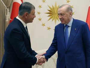 AK Parti tarihinde bir ilk! Cemil Tugay, çarşamba günü transfer olacak iddiası