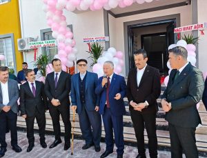 Aksaray Valisi Duru, Sultanhanı’nda Rifat Ağır’ın yaptırdığı kız Kur’an kursunu açtı