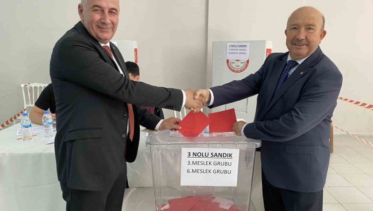 Alaşehir TSO başkanlığına 568 oyunun tamamını alan Hüseyin Öztürk seçildi