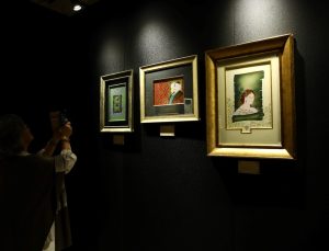 Ankara’da kadın sanatkarların gelenekli sanat sergisi 10 Ekim’e kadar gezilebilecek